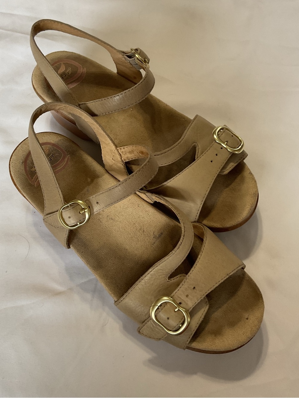 Dansko ‘Sandi’ Beige Leather Sandals